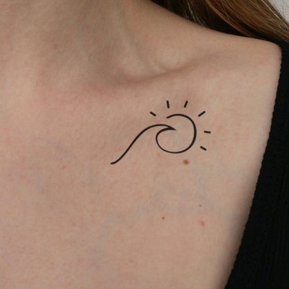 Fine line wave & sun