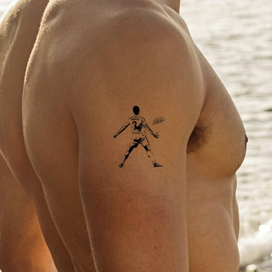 Ronaldo back-view goal celebration